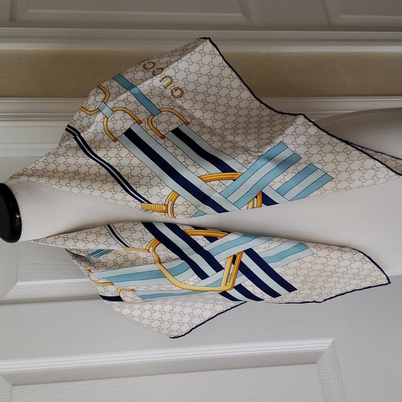 Gucci Accessories - GUCCI GG WEB VINTAGE SILK SCARF